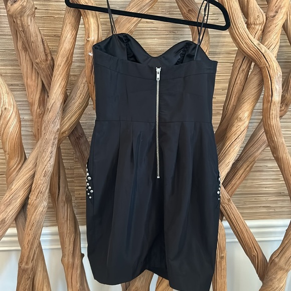 Abs collection embellished strapless dress with pockets - Picture 2 of 4